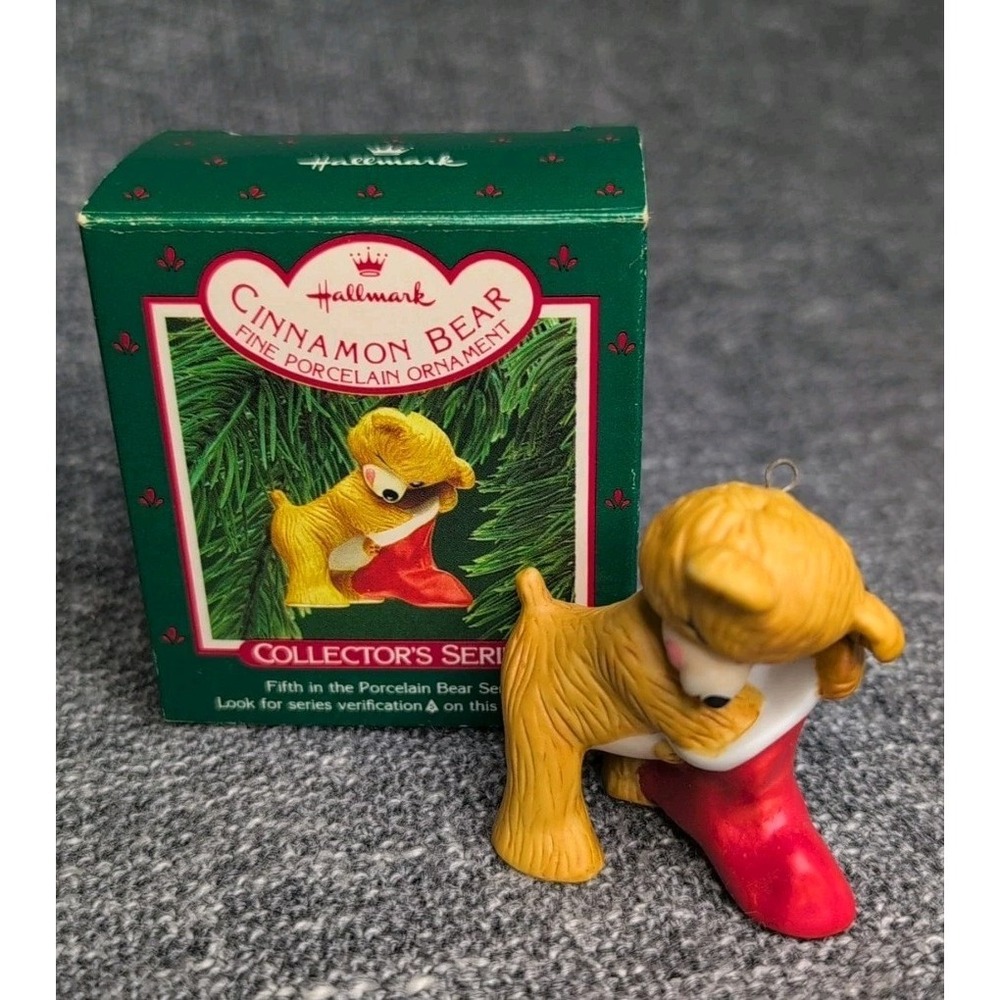1987 Hallmark Cinnamon Bear #5 Porcelain Teddy Ornament‎ w/ Gift Stocking